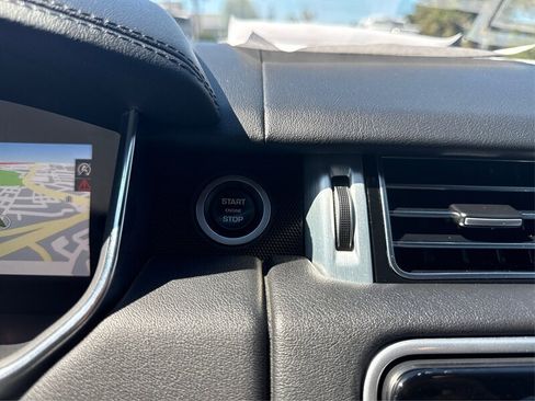 Used 2020 Land Rover Range Rover AWD/4WD image 25