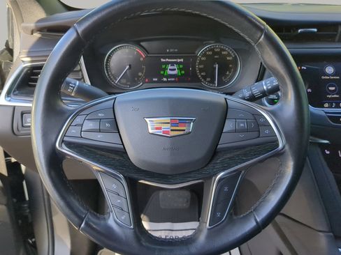 Used 2020 Cadillac XT5 Premium Luxury image 59