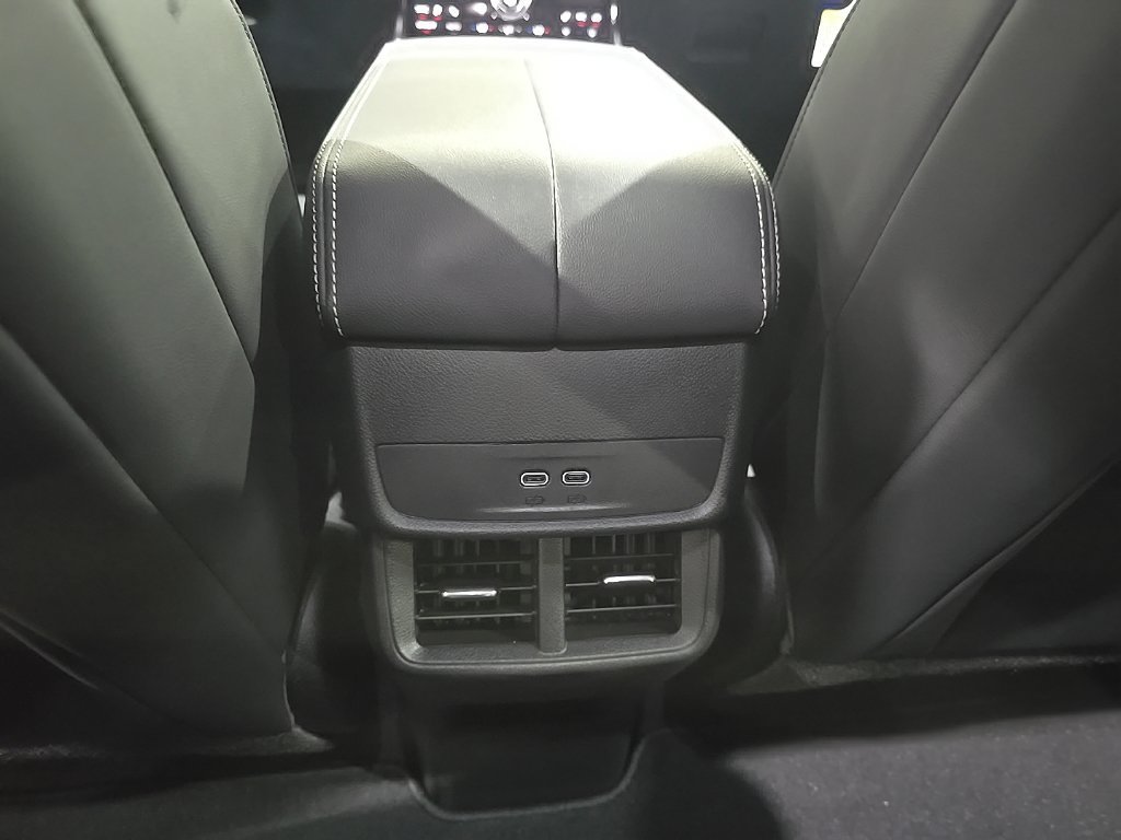 New 2027 GMC Terrain Elevation w/ Elevation Premium Package FWD image 16