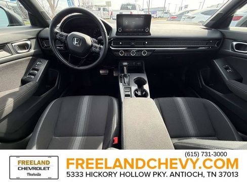 Used 2023 Honda Civic Sport image 19