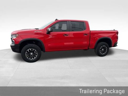 Used 2024 Chevrolet Silverado 1500 ZR2 image 9