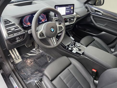 Used 2024 BMW X3 M40i w/ Premium Package image 10