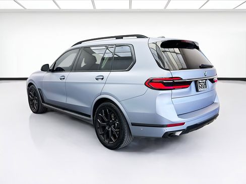 Used 2023 BMW X7 xDrive40i w/ Premium Package AWD/4WD image 6