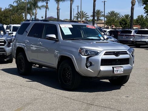 Certified 2024 Toyota 4Runner TRD Off-Road Premium w/ Off Road Premium Plus Package AWD/4WD image 45