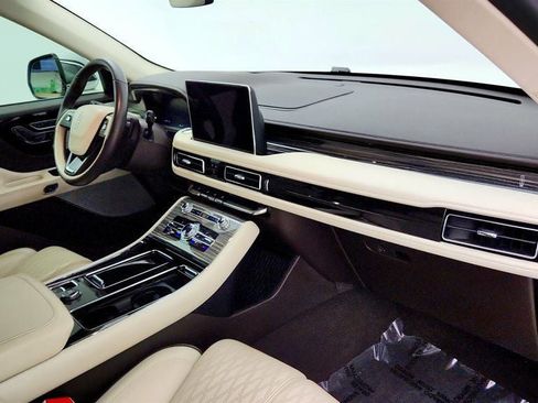Used 2020 Lincoln Aviator Black Label w/ Dynamic Handling Package AWD/4WD image 24