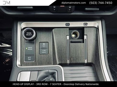 Used 2026 Lexus GX 550 w/ Accessory Package (2T) AWD/4WD image 41