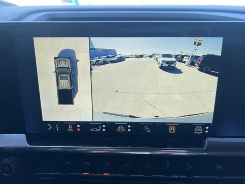 Certified 2024 Chevrolet Silverado 1500 LTZ w/ Z71 Off-Road Package image 20