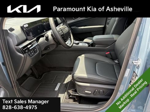 New 2026 Kia Sportage EX w/ EX Panoramic Sunroof Package AWD/4WD image 18