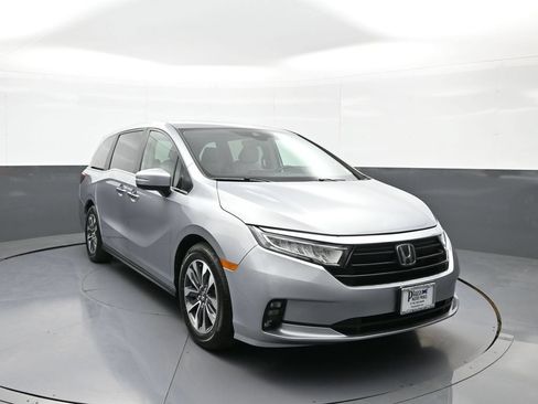 Certified 2023 Honda Odyssey EX-L image 3