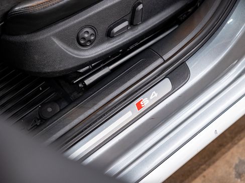 Used 2010 Audi S4 Prestige image 36