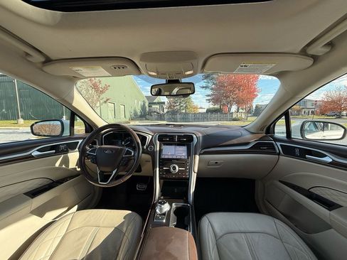 Used 2018 Ford Fusion Platinum image 15