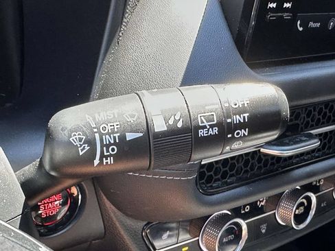 Used 2024 Honda HR-V EX-L image 34