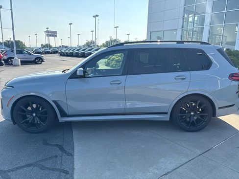 Used 2024 BMW X7 xDrive40i w/ M Sport Package AWD/4WD image 9
