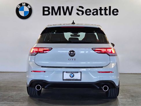 Used 2024 Volkswagen GTI SE FWD image 5