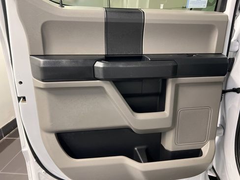 Certified 2020 Ford F150 XL w/ Equipment Group 101A Mid image 32