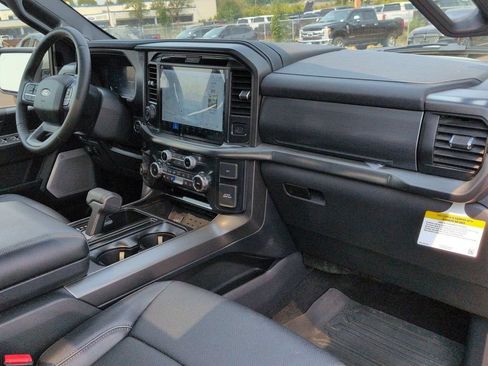 Used 2025 Ford F150 Lariat w/ Equipment Group 502A High AWD/4WD image 32