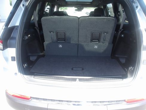 New 2025 Jeep Grand Cherokee L Limited w/ Luxury Tech Group II image 8