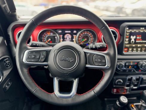 Used 2023 Jeep Wrangler Unlimited Rubicon w/ Cold Weather Group image 14