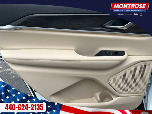 New 2025 Jeep Grand Cherokee L Limited w/ Luxury Tech Group II AWD/4WD image 21