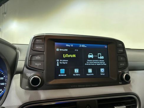 Used 2021 Hyundai Kona Limited AWD/4WD image 16