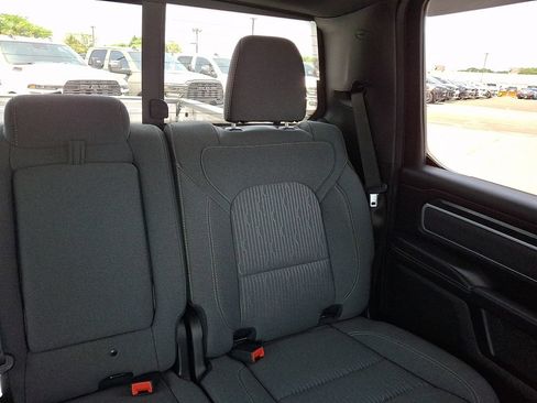 Used 2022 RAM 1500 Big Horn AWD/4WD image 21