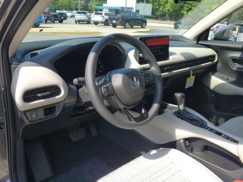 New 2027 Honda HR-V LX image 15