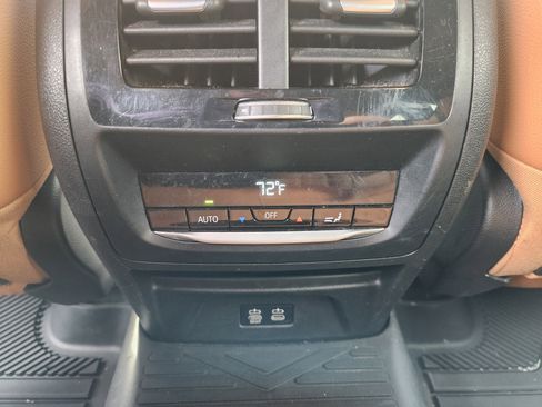 Used 2021 BMW X4 xDrive30i w/ M Sport Package AWD/4WD image 23