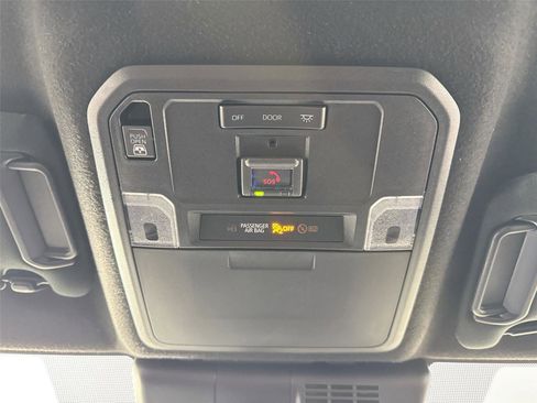 Certified 2025 Toyota 4Runner TRD Off-Road image 6