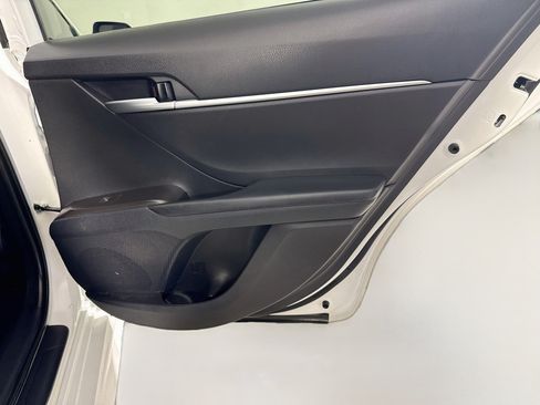 Used 2023 Toyota Camry SE FWD image 28