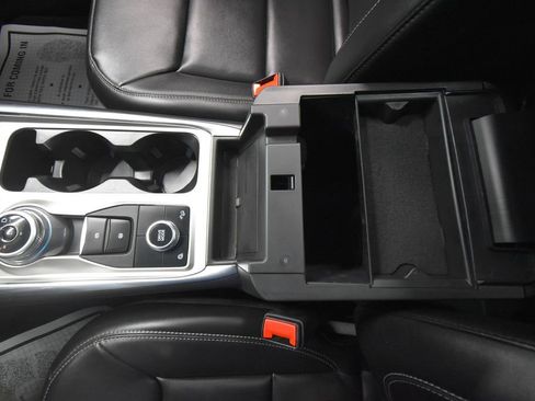 Used 2023 Ford Explorer XLT w/ Equipment Group 202A image 21