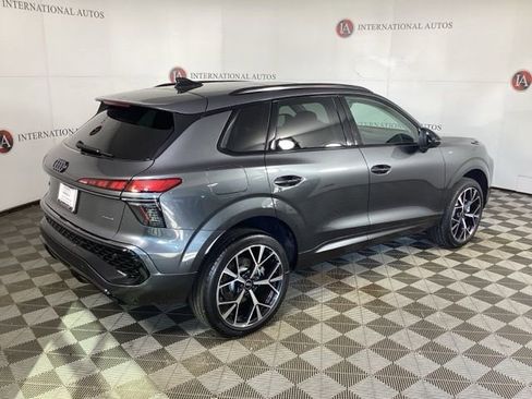 New 2026 Audi Q3 quattro 2.0T image 4