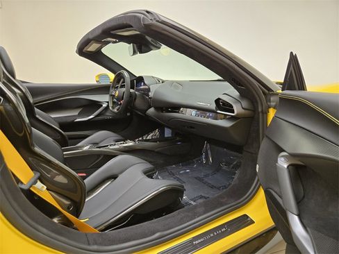 Used 2023 Ferrari 296 GTS image 23