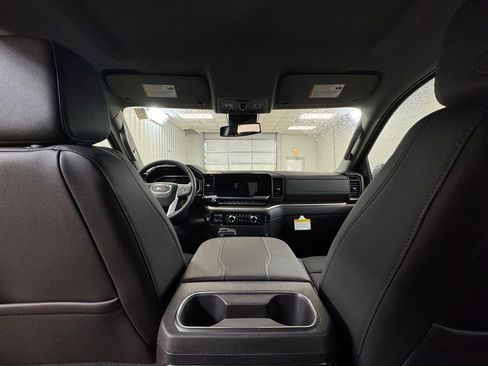 New 2026 GMC Sierra 1500 SLT w/ SLT Convenience Package image 20