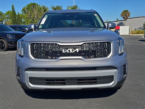 New 2025 Kia Telluride EX image 3