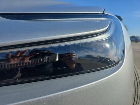 Certified 2025 Toyota Prius Limited image 32