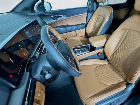 New 2026 Kia Sportage X-Line w/ X-Line Premium Package AWD/4WD image 23