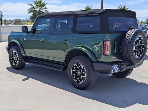 New 2025 Ford Bronco Outer Banks image 4