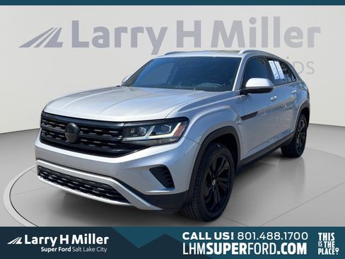 Used 2020 Volkswagen Atlas Cross Sport SE AWD/4WD image 1