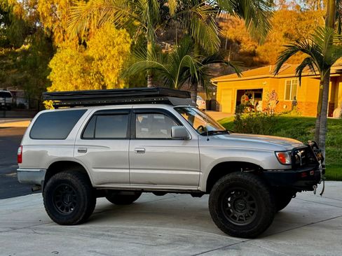 Used 1997 Toyota 4Runner SR5 image 6