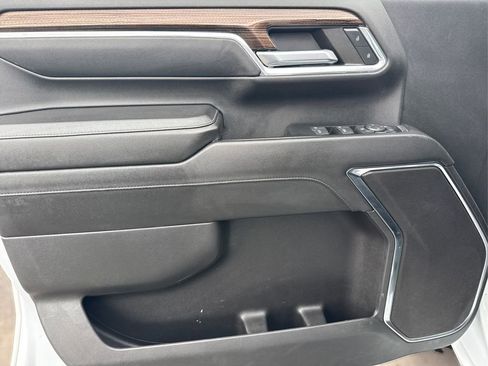 Used 2024 Chevrolet Silverado 3500 LT image 26