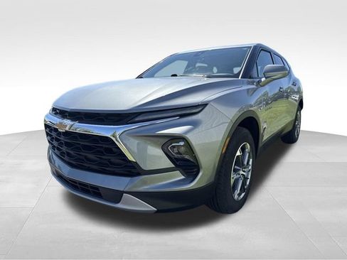 Used 2023 Chevrolet Blazer LT w/ Driver Confidence Package AWD/4WD image 6