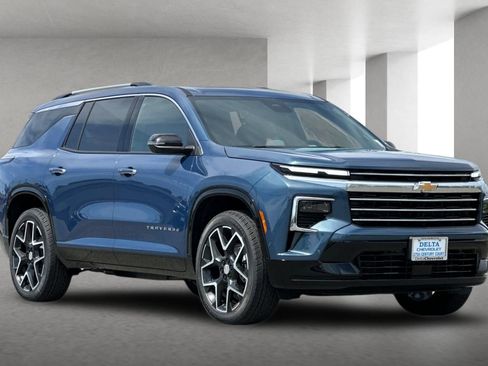 New 2026 Chevrolet Traverse High Country FWD image 1