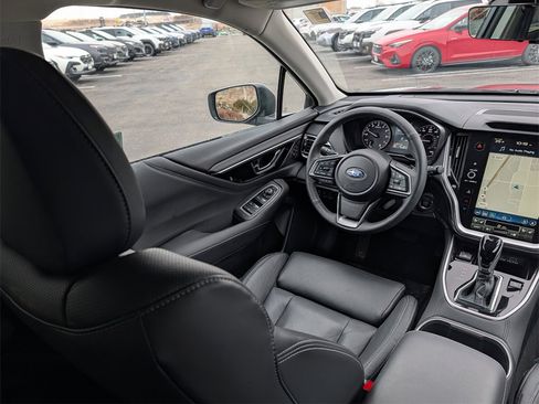 Used 2025 Subaru Outback Touring w/ Popular Package #2 image 9