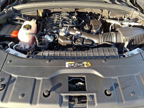 Certified 2023 Jeep Grand Cherokee L Laredo image 28