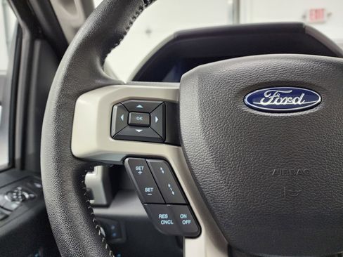 Used 2020 Ford F350 Lariat w/ Lariat Ultimate Package image 16