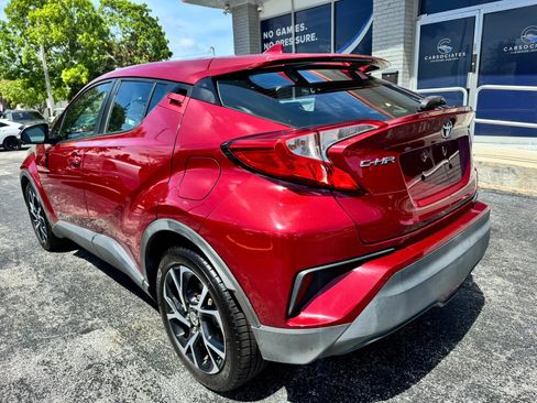Used 2018 Toyota C-HR XLE FWD image 6