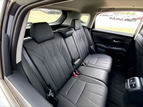 Used 2025 Acura ADX FWD image 18