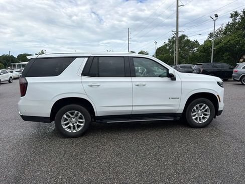Used 2025 Chevrolet Tahoe LS RWD image 4
