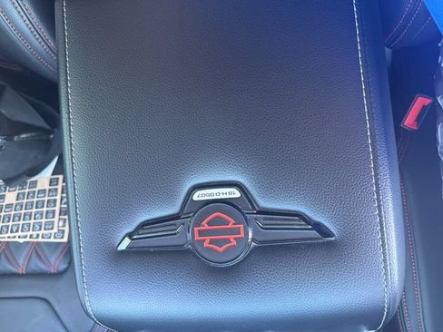 Used 2019 Ford F150 Lariat w/ Equipment Group 502A Luxury AWD/4WD image 12
