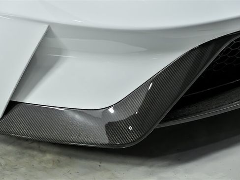 Used 2020 Ford GT Carbon Series RWD image 19
